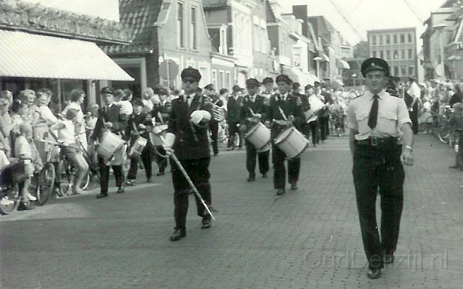 Delfzijls Harmonie Orkest Zeevaartschool mars 1959.jpg